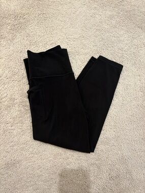 Athleta Small Black High-Rise Salutation Stash 7/8 Leggings